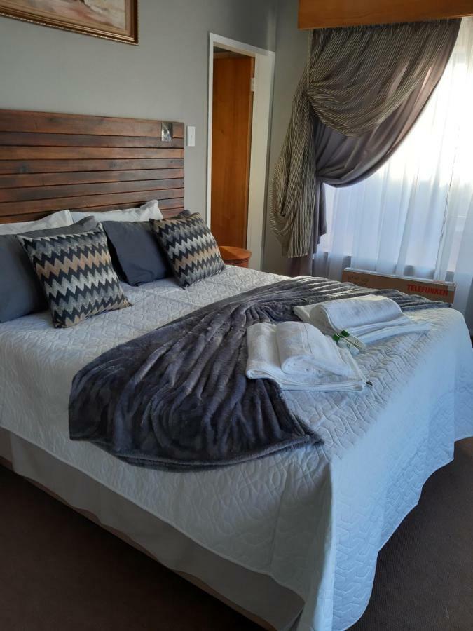 Fochville Guesthouse Ngoại thất bức ảnh